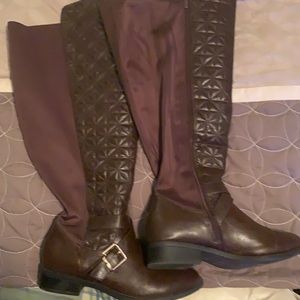 Size 9w Torrid extra wide calf boots